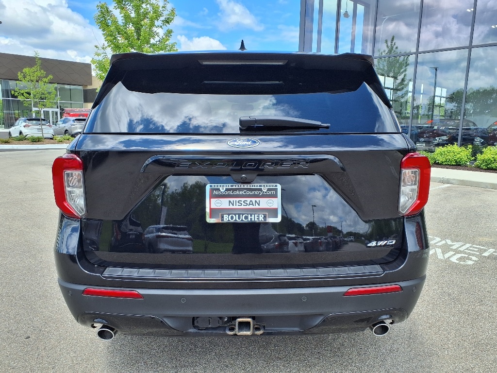 2022 Ford Explorer ST-Line photo 3