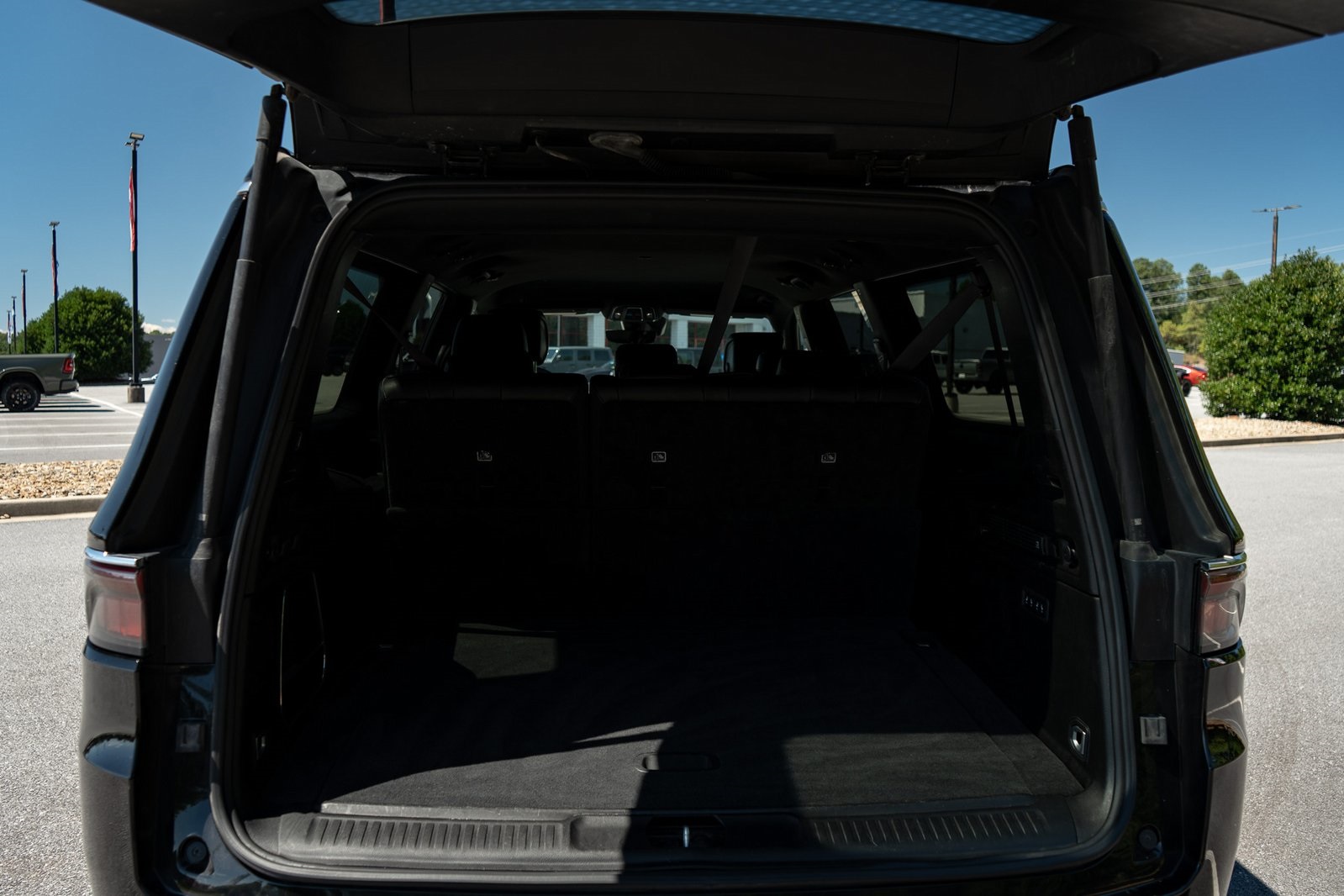 2023 Jeep Wagoneer L Series III photo 7
