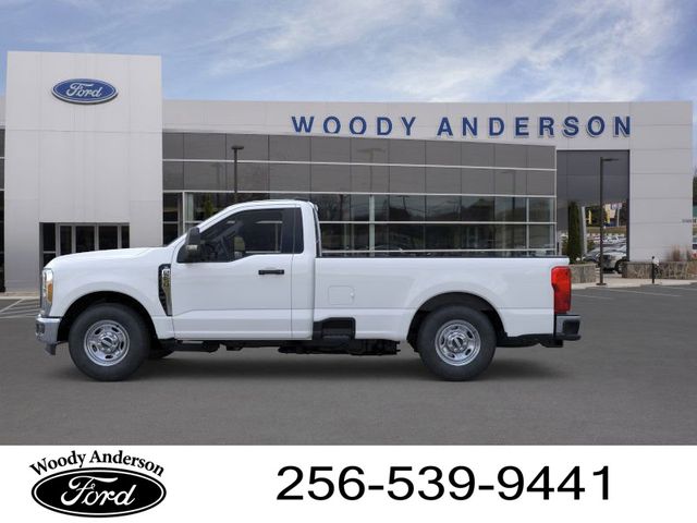 2025 Ford F-250 photo 3