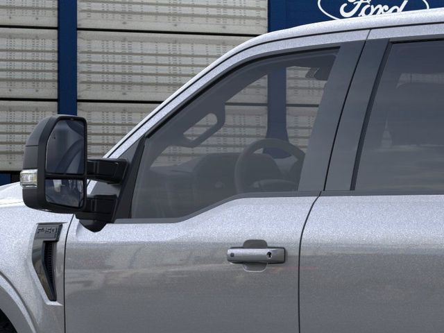 2025 Ford F-150 XLT photo 18