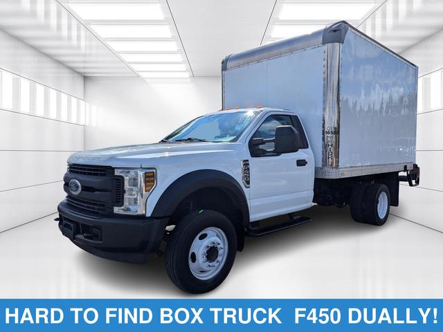 2018 Ford F-450 Super Duty Chassis Cab XL's photo