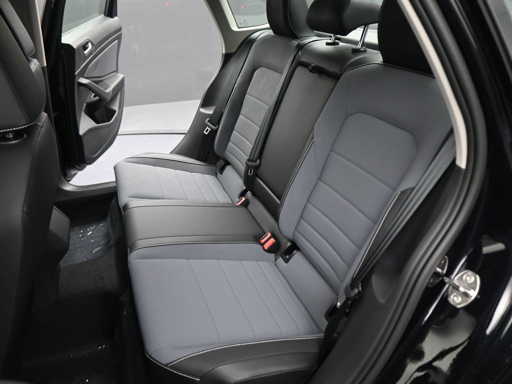 2025 Volkswagen Jetta 1.5T SE photo 38