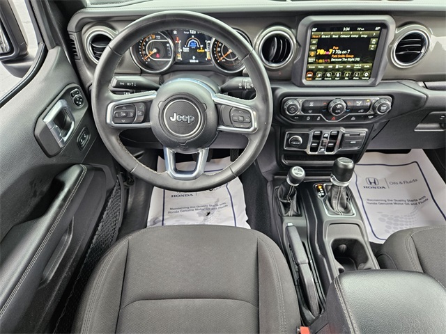2023 Jeep Gladiator Overland photo 11
