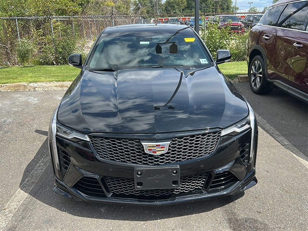 2023 Cadillac CT4 Blackwing photo 2
