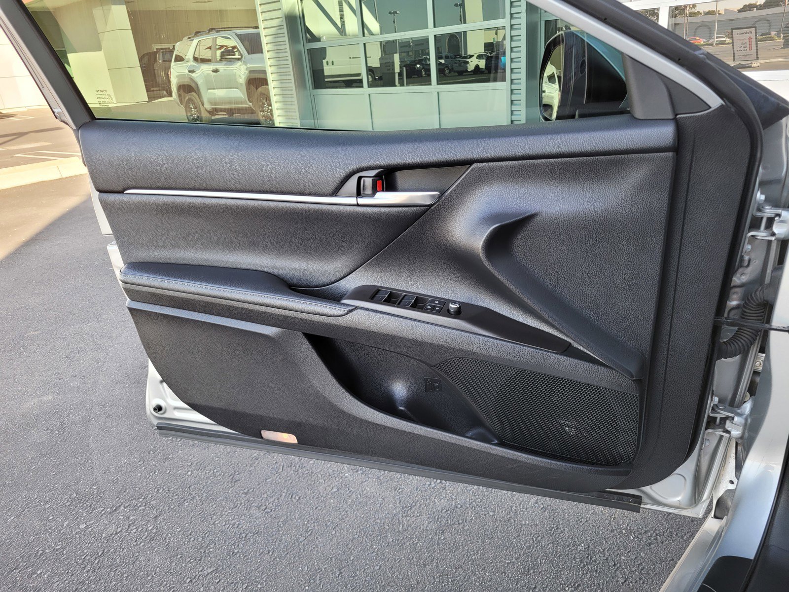 2023 Toyota Camry XSE photo 26
