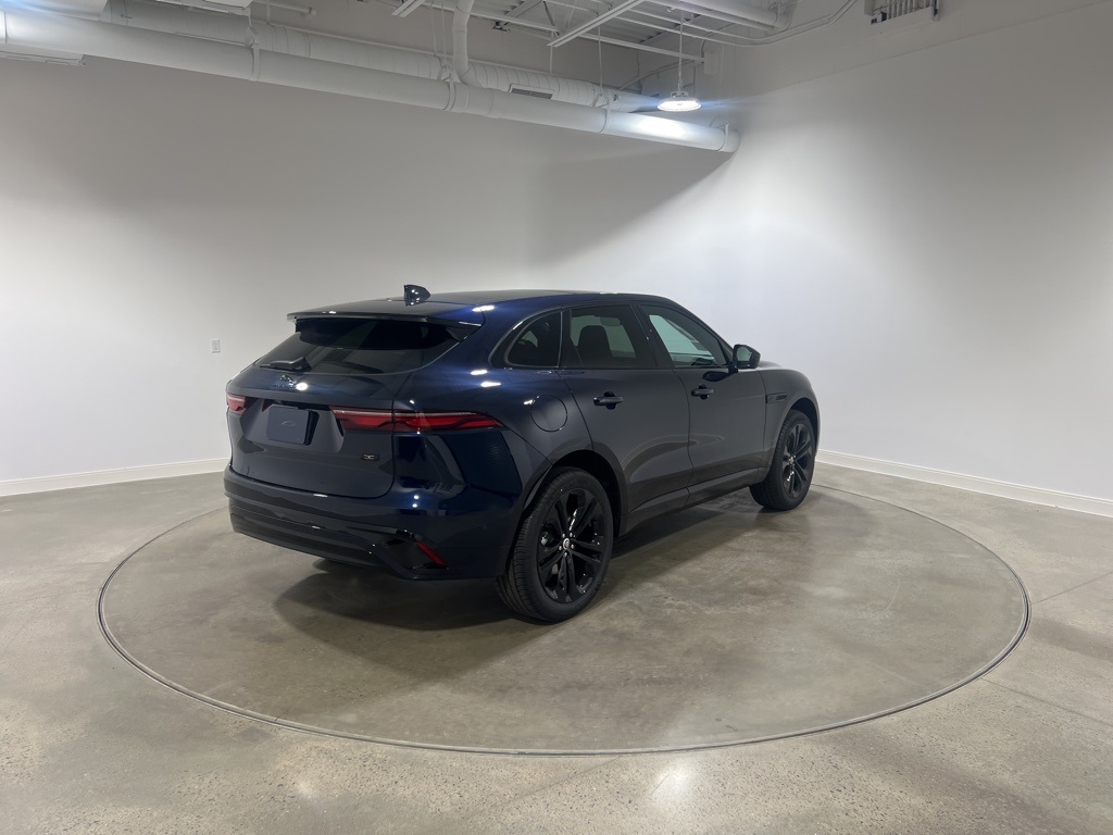 2026 Jaguar F-PACE P250 R-Dynamic S photo 4