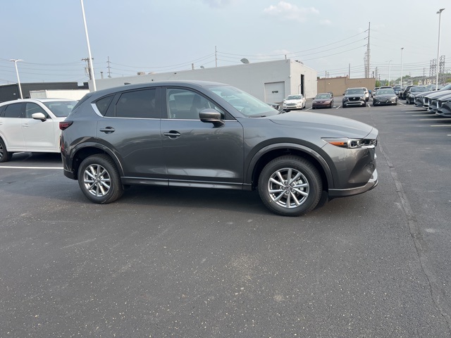2025 Mazda CX-5 2.5 Select photo 3