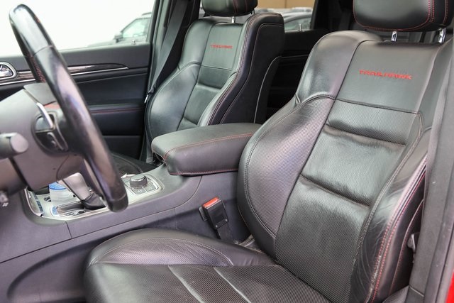 Used 2018 Red Jeep Trailhawk image 14