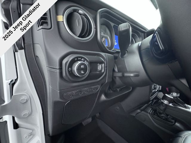 2025 Jeep Gladiator Sport Texas Trail photo 33
