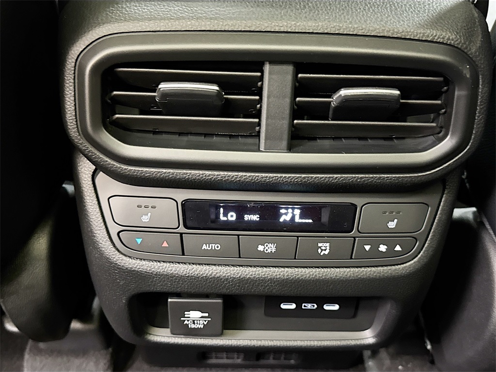 2025 Honda Pilot Elite photo 25