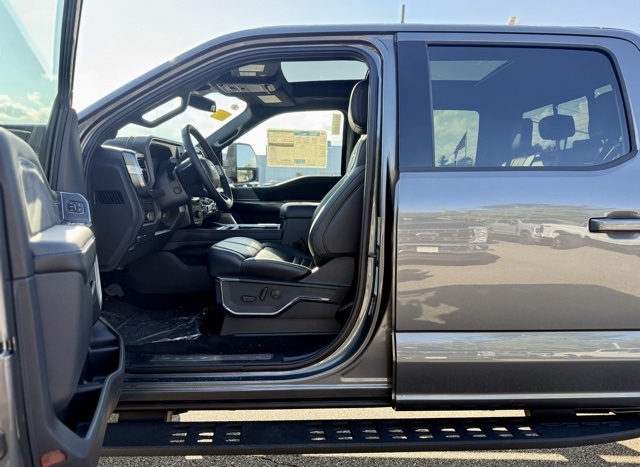 2026 Ford F-350 photo 12