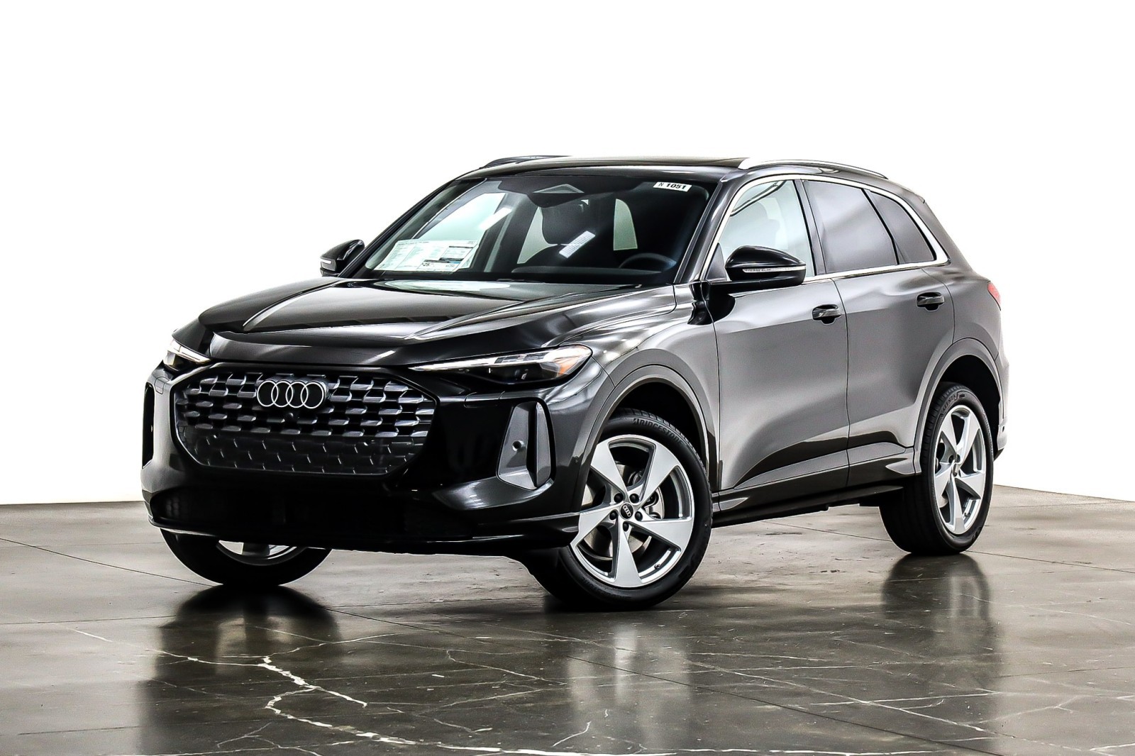 2025 Audi New Q5 Premium Plus's photo