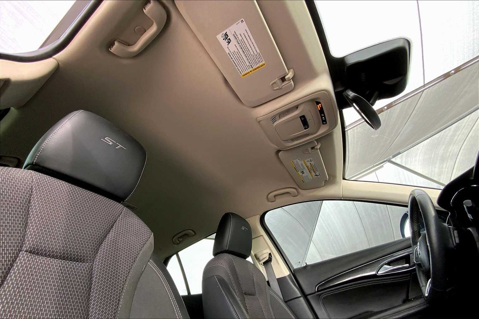 2022 Buick Envision Preferred photo 12