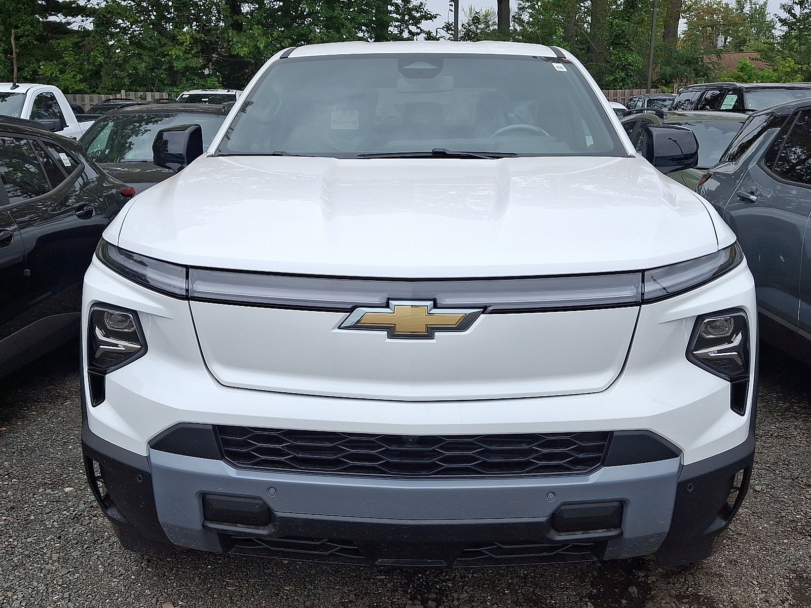 2026 Chevrolet Silverado EV LT photo 2