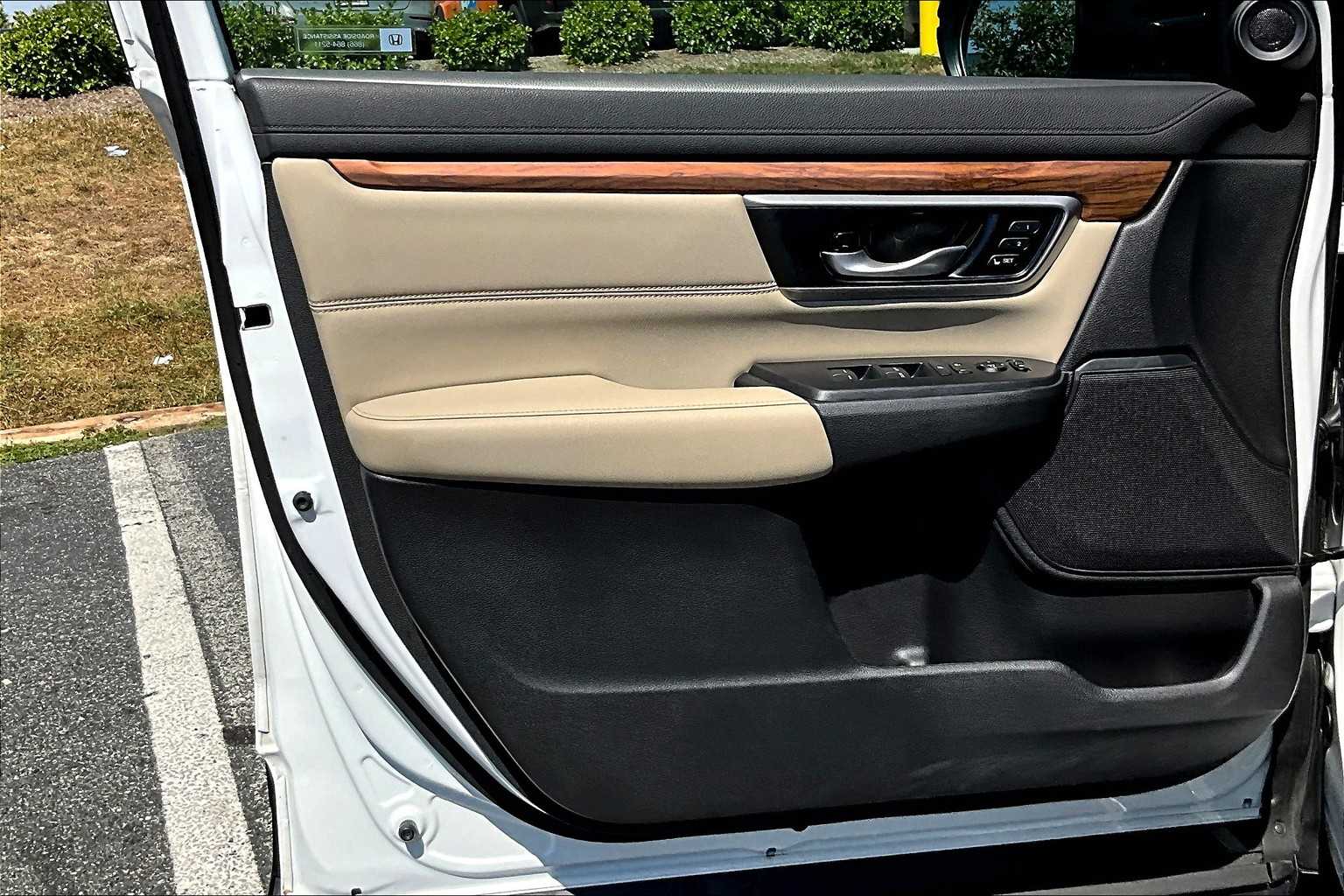 2019 Honda CR-V EX-L photo 11