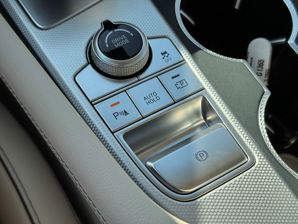 2026 Genesis G70 2.5T Prestige photo 30
