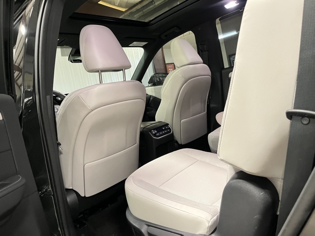 2024 Lexus TX 350 Luxury photo 16