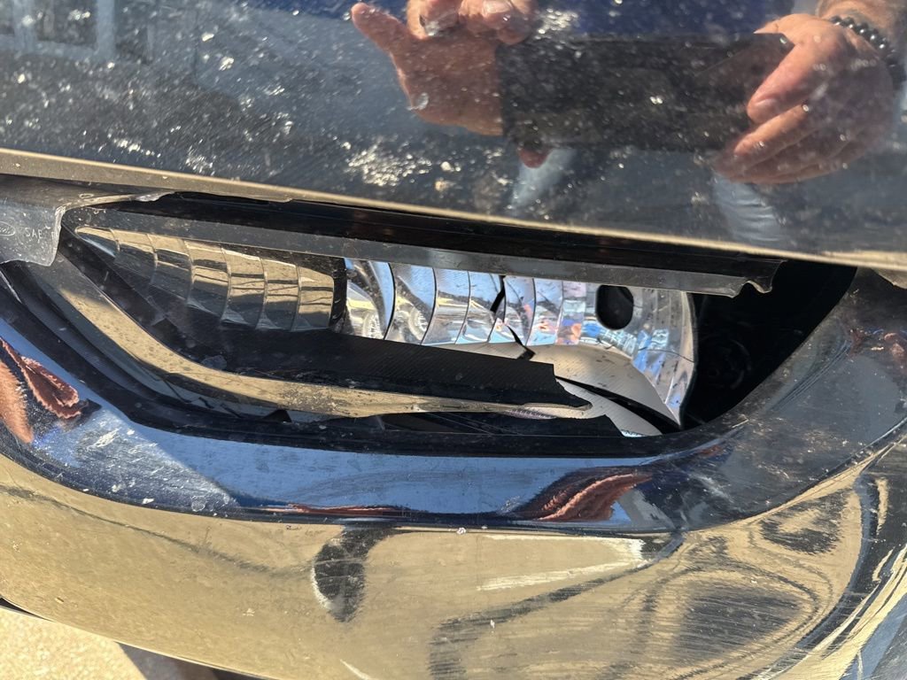 2023 Ford F-150 XL photo 2