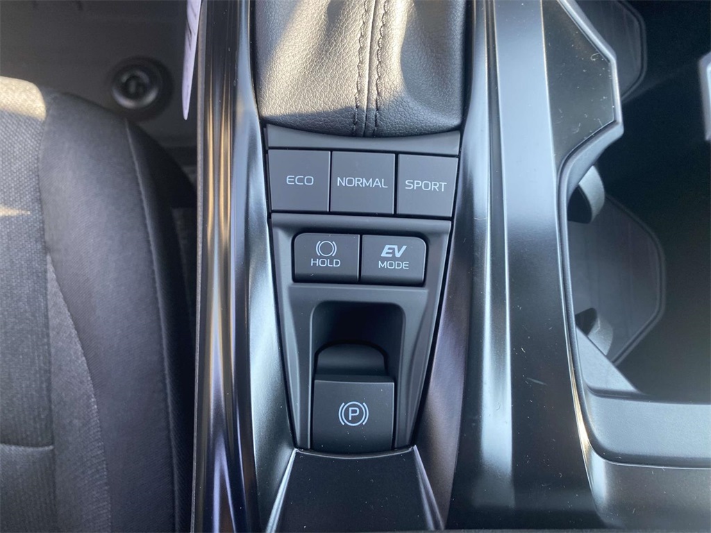 2026 Toyota Camry LE photo 15