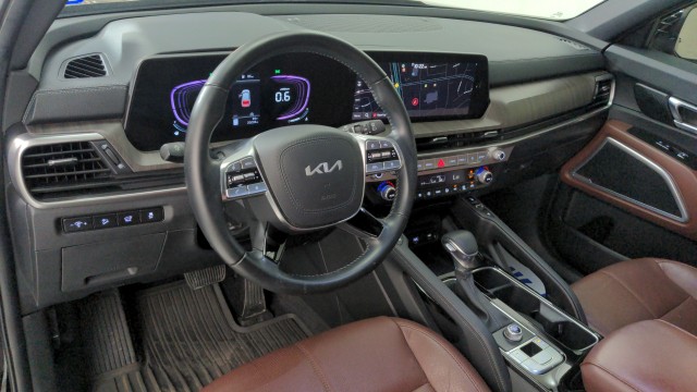 Used 2024 EBONY BLAC Kia EX image 20