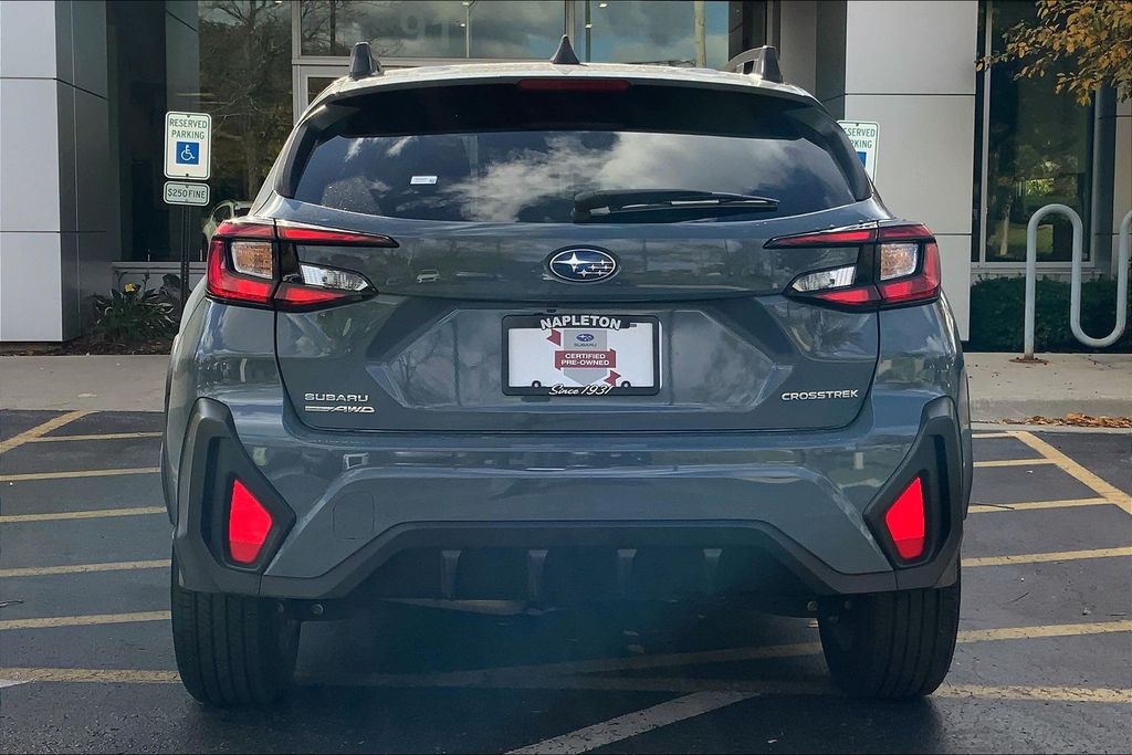 2024 Subaru Crosstrek Premium photo 3