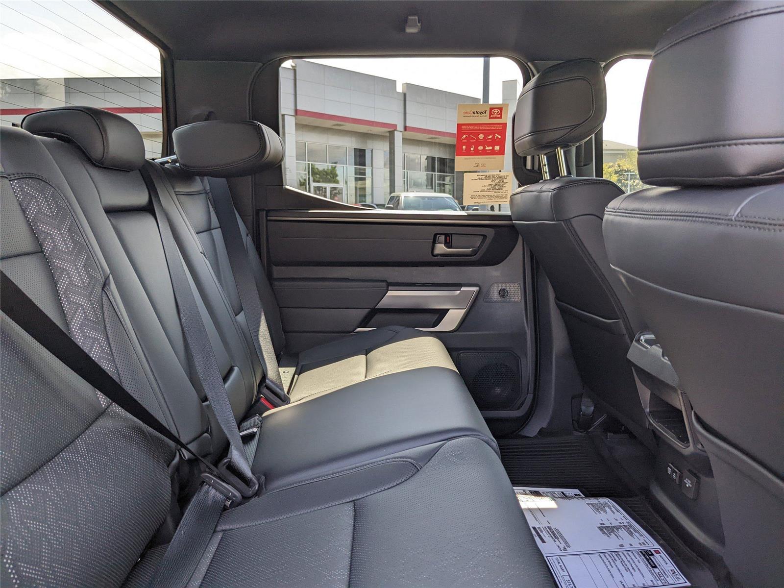 2025 Toyota Tundra SR5 CrewMax photo 2