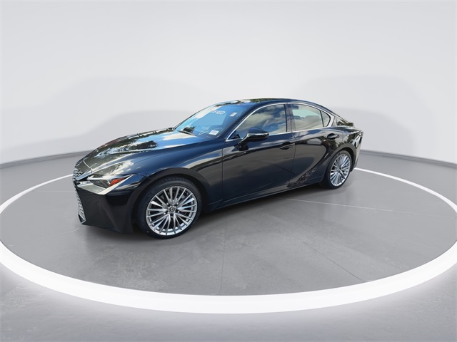 2023 Lexus IS 300 photo 4