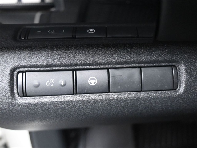 2022 Nissan Pathfinder SV photo 15
