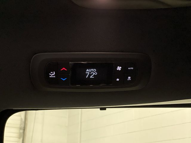 2025 Chrysler Pacifica photo 31