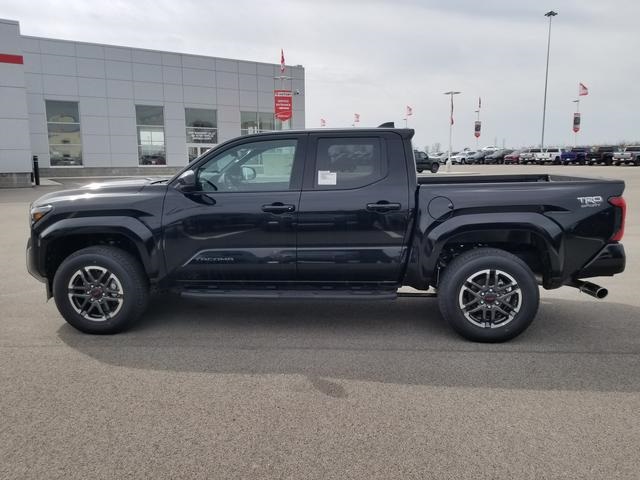 2025 Toyota Tacoma TRD Sport 4x4 Double Cab photo 9