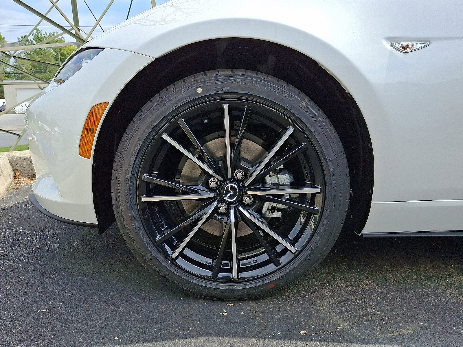 2025 Mazda MX-5 Miata Miata Grand Touring photo 4