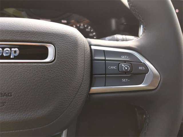 2026 Jeep Compass Latitude photo 22