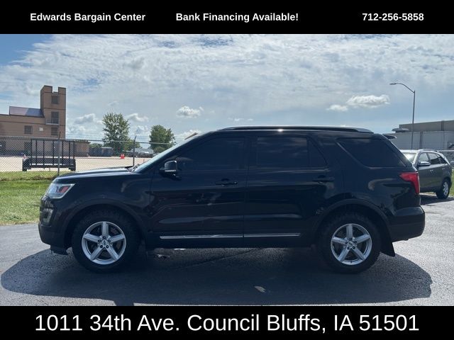2016 Ford Explorer XLT photo 5