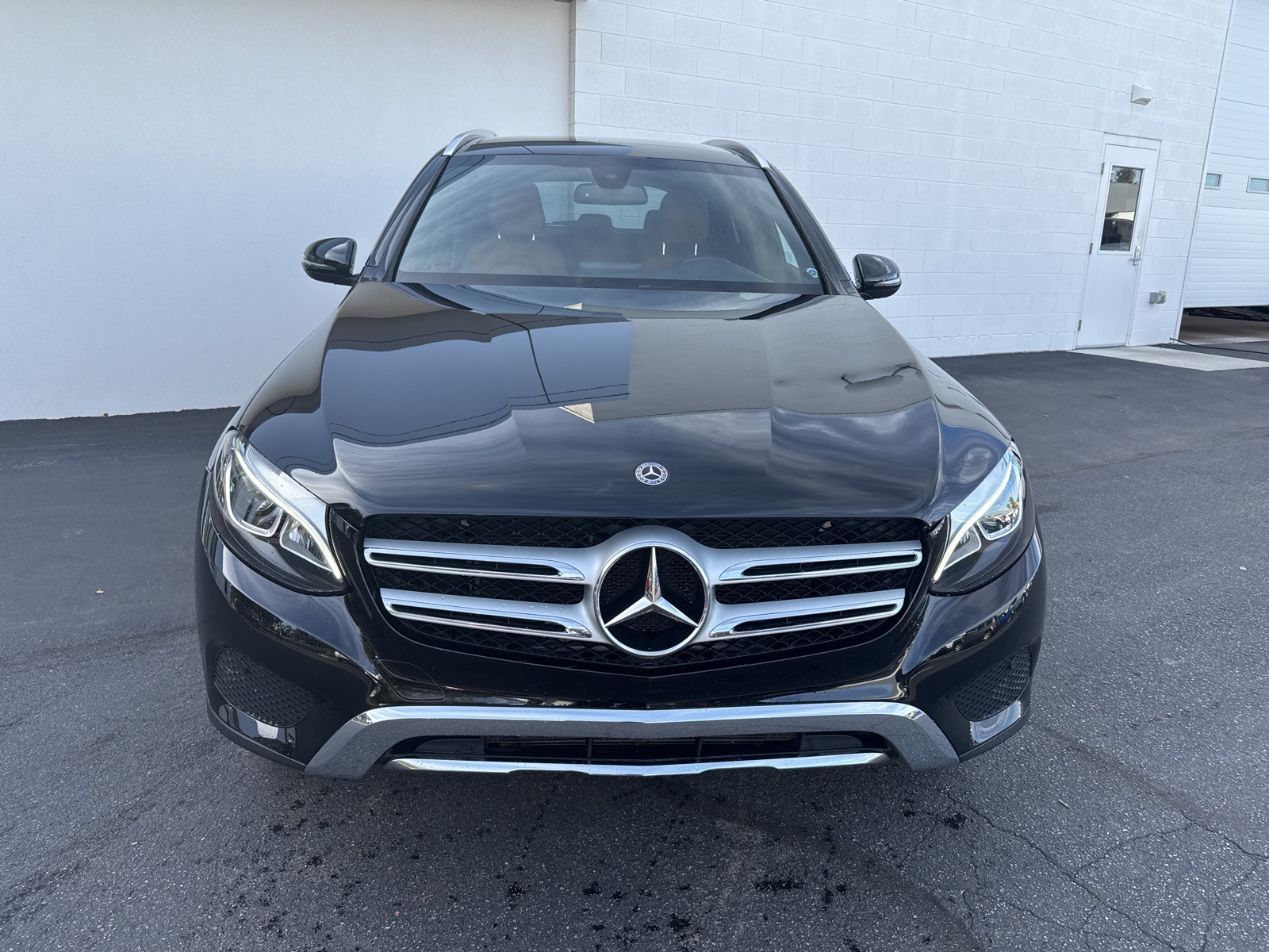 2019 Mercedes Benz GLC 300 4MATIC photo 3