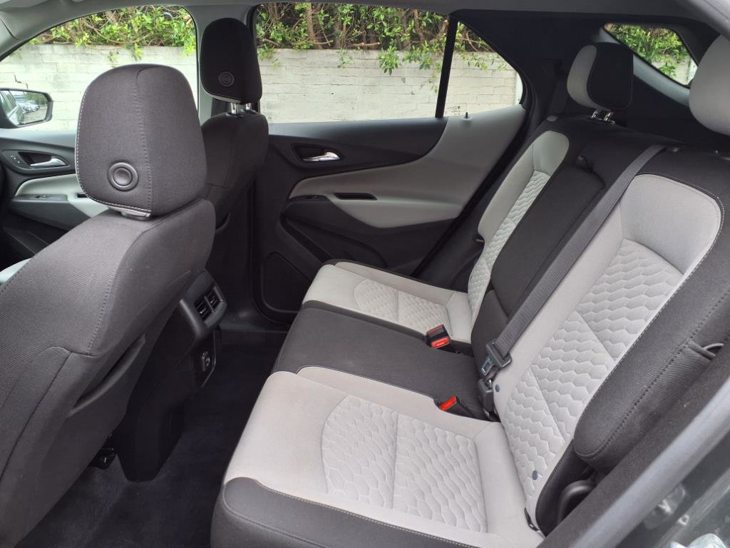 2021 Chevrolet Equinox LS photo 16