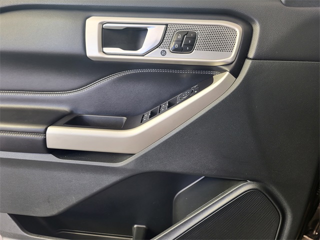 2021 Ford Explorer Limited photo 3