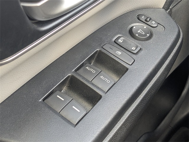2018 Honda CR-V EX-L photo 20