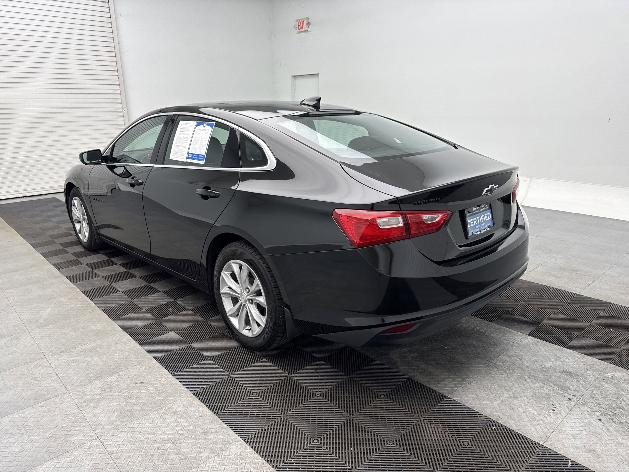 2023 Chevrolet Malibu 1LT photo 3
