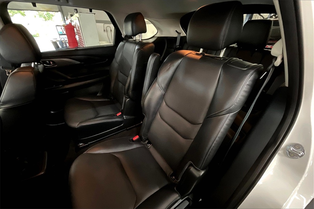 2022 Mazda CX-9 Touring photo 21