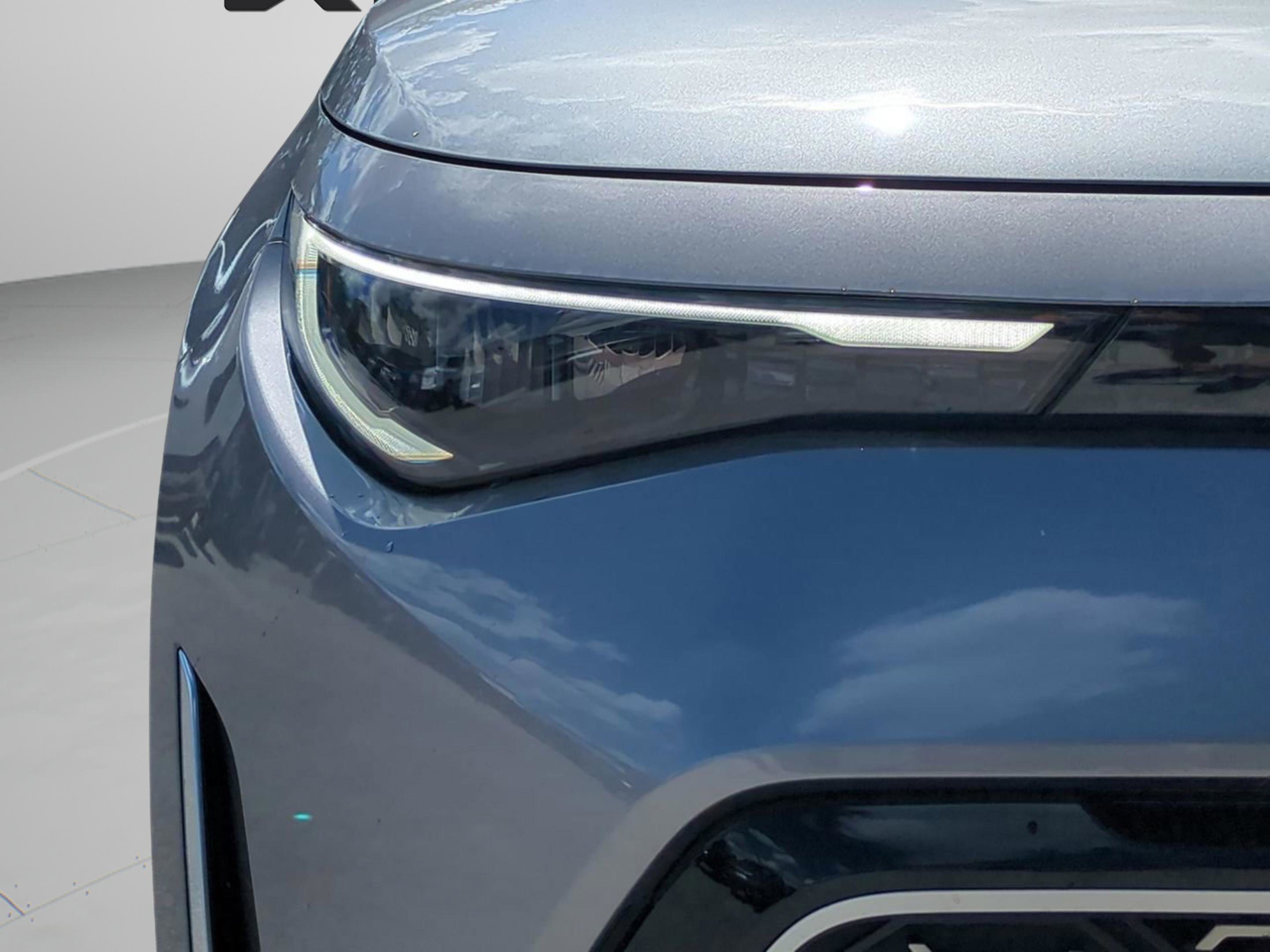 2025 Kia Soul GT-Line photo 12