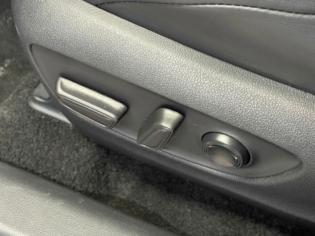 2024 Toyota RAV4 Adventure photo 9