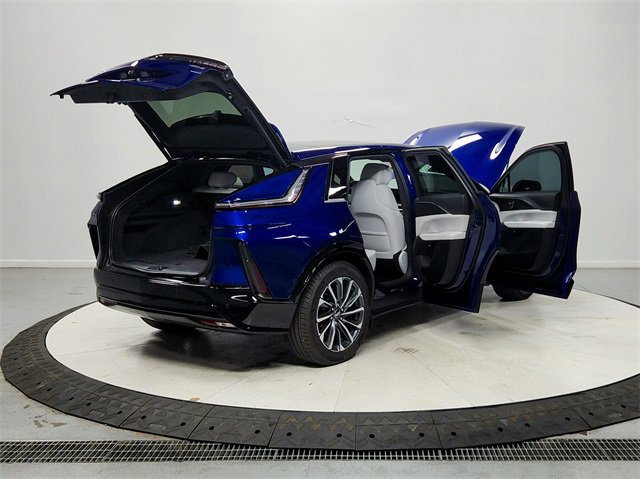 2024 Cadillac Lyriq Sport photo 14