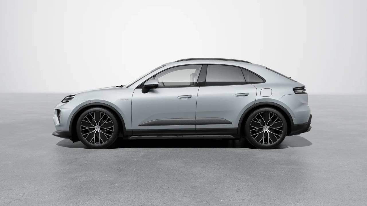 2025 Porsche Macan Electric 4 photo 2