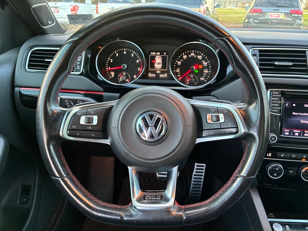 2016 Volkswagen Jetta 2.0T GLI SE photo 13