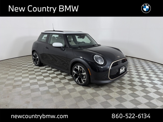 2025 MINI Hardtop 2 Door S's photo