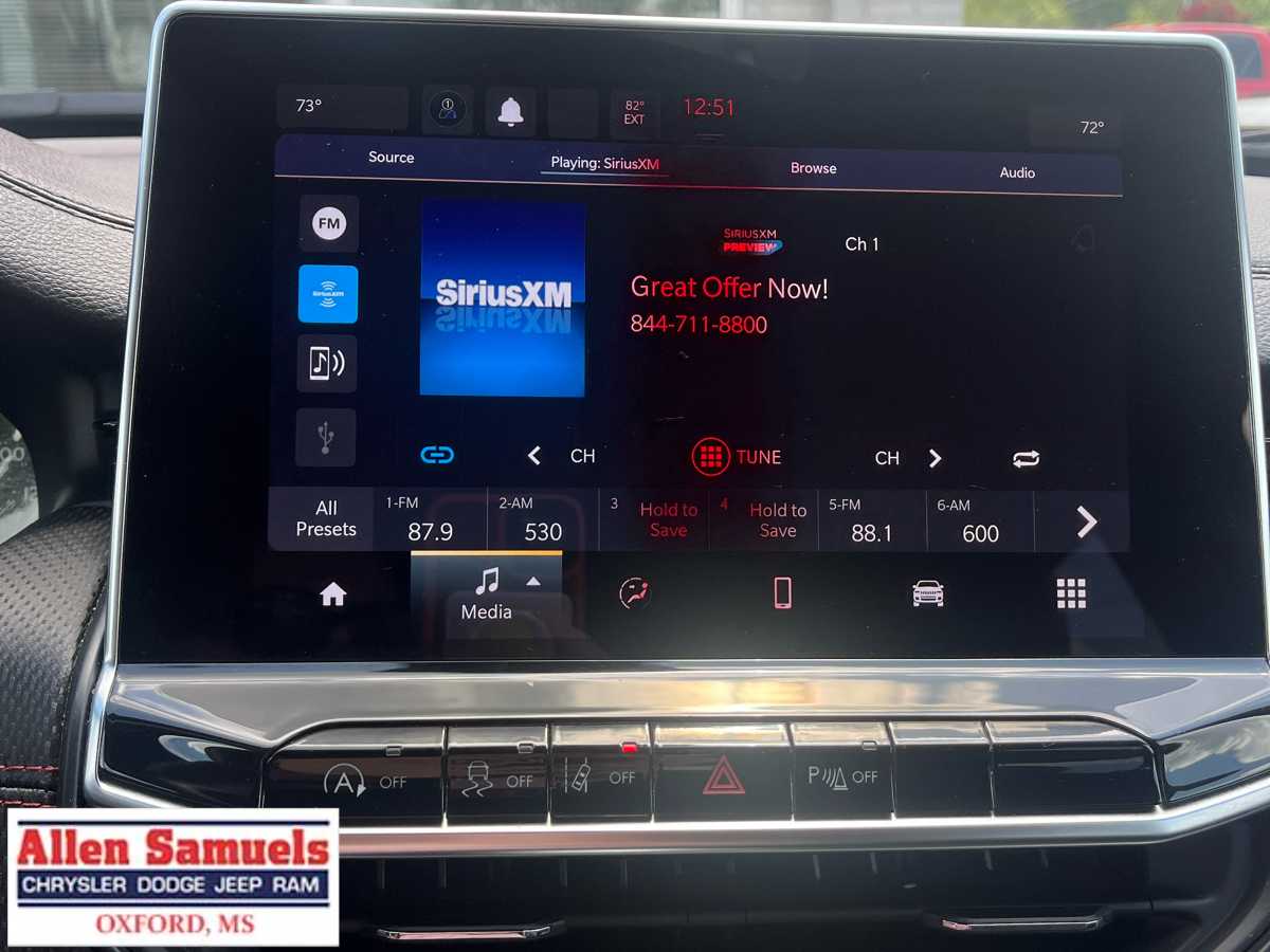2023 Jeep Compass Trailhawk photo 28