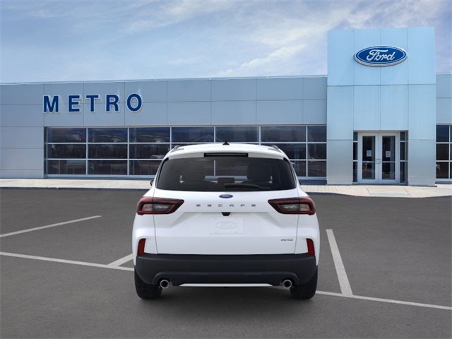 2025 Ford Escape ST-Line photo 4