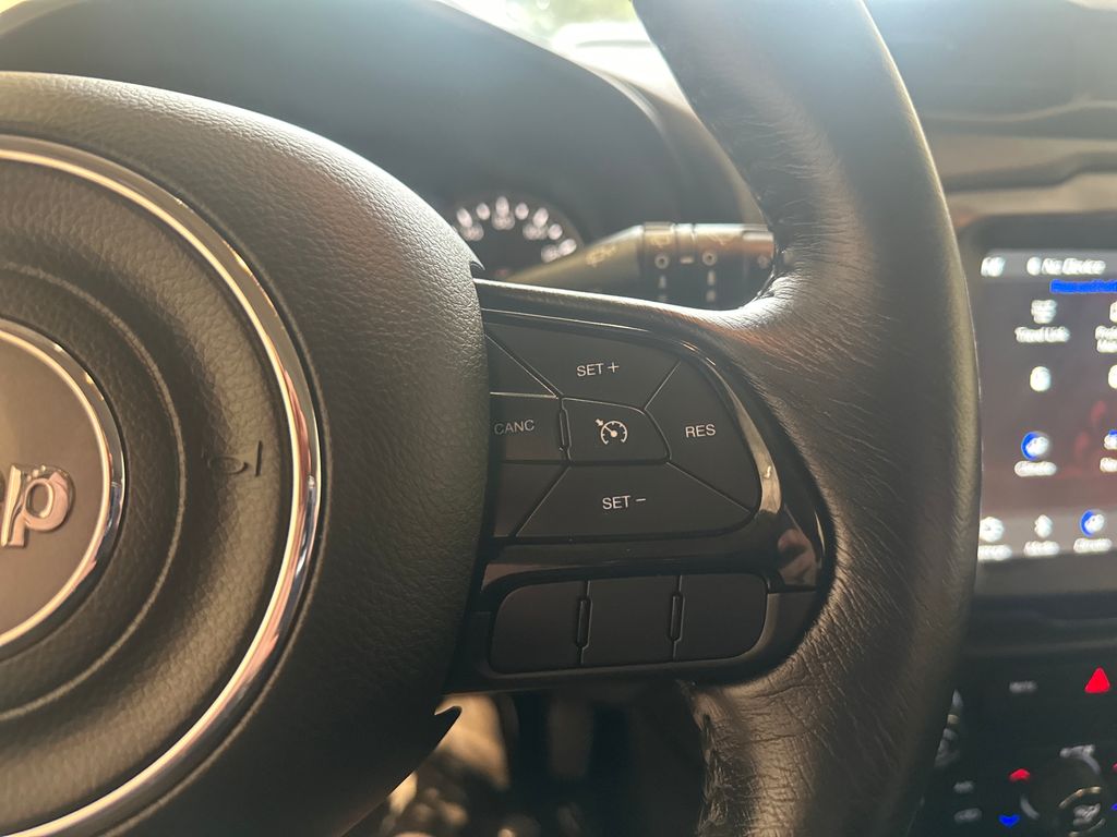 2018 Jeep Renegade Latitude North Edition photo 19