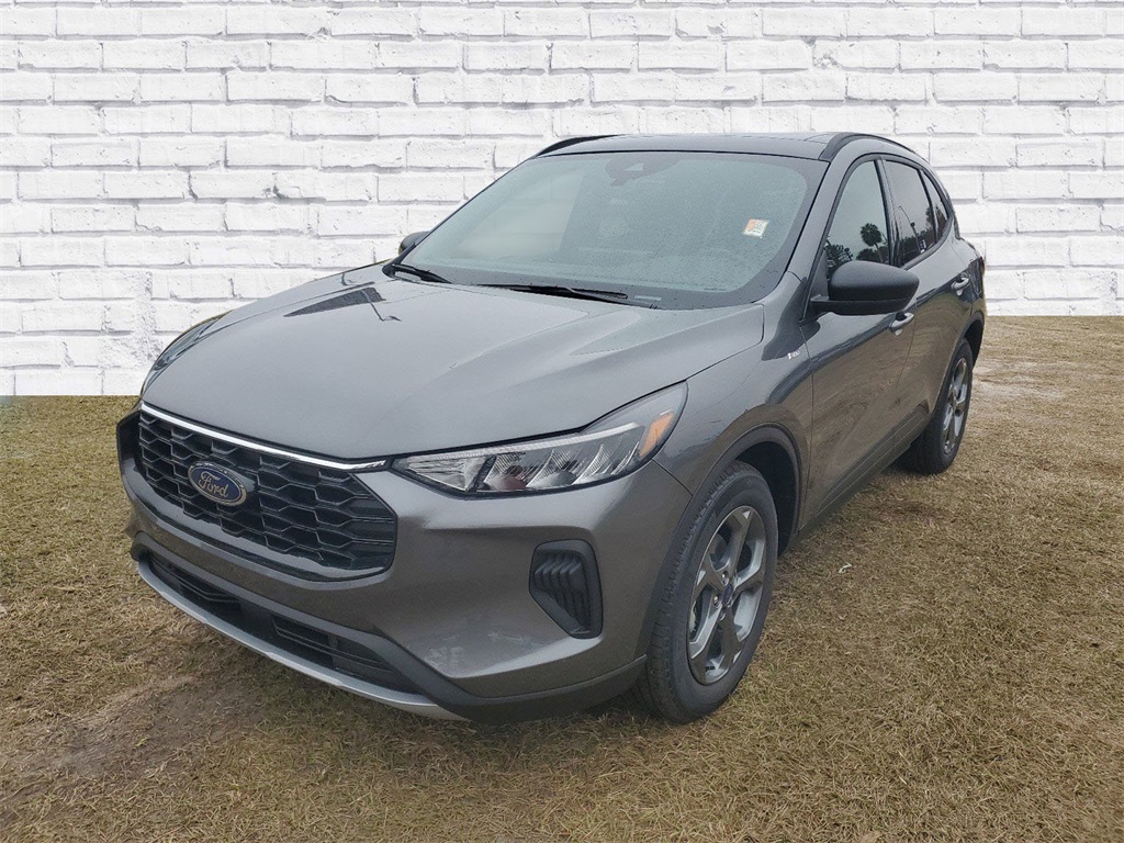 2025 Ford Escape ST-Line photo 4