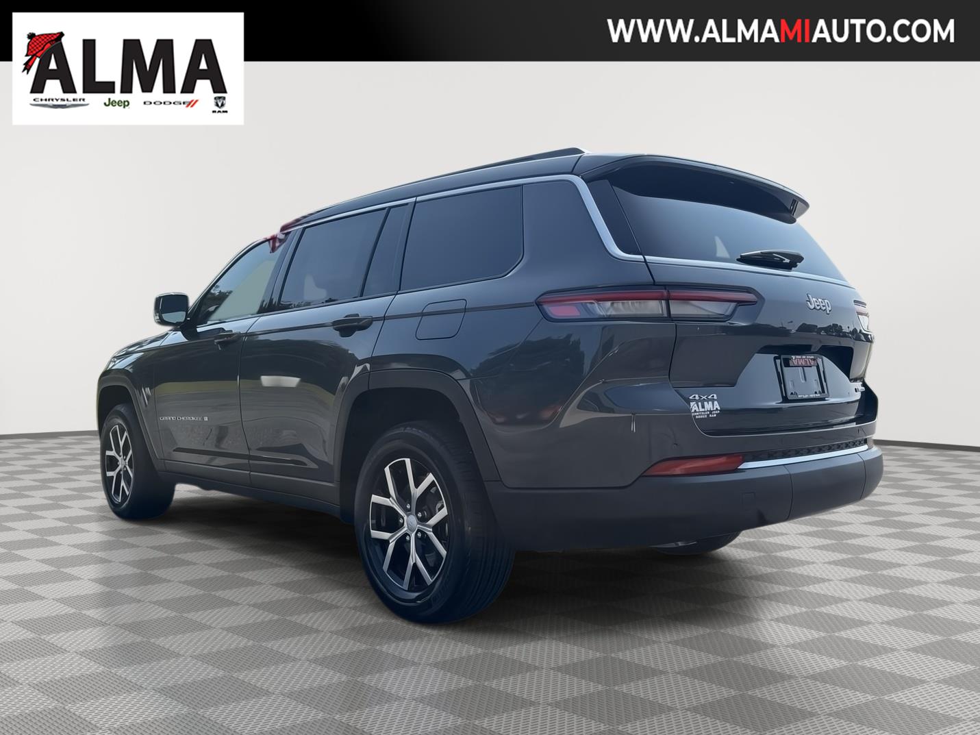 2025 Jeep Grand Cherokee Limited photo 4